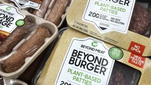 ارتفع سهم شركة Beyond Meat بعد أن وعد الرئيس التنفيذي بخفض التكاليف بشكل حاد في عام 2024