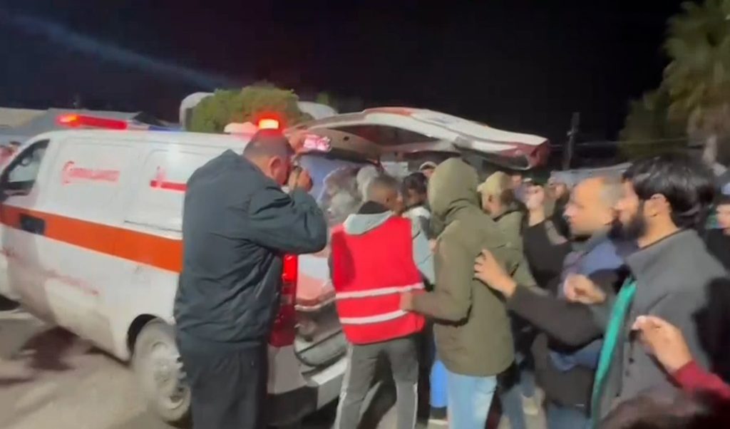 عشرات الشهداء بغارات ليلية على شمال ووسط قطاع غزة