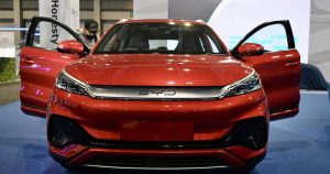 “بي واي دي” الصينية.. تعرف على قصة عملاق السيارات الكهربائية بالعالم.