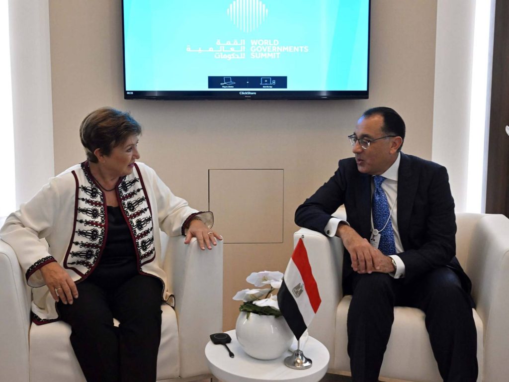 جدل في مصر بعد ربط صندوق النقد زيادة المساعدات بضغوط نازحين من غزة