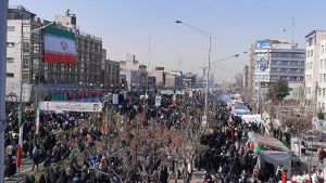 في الذكرى الـ45.. أين الثورة الإيرانية من صورة رسمها الخميني؟