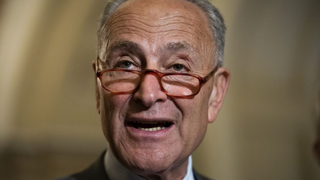 إسرائيل “تخسر مؤيديها”.. رئيس الأغلبية الديمقراطية في مجلس الشيوخ: نتنياهو “ضل طريقه”