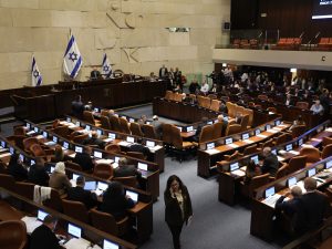 الكنيست الإسرائيلي يقر الموازنة المعدلة بزيادة 19 مليار دولار