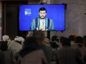 هجوم أميركي بريطاني بالحديدة والحوثيون يعلنون استخدام أسلحة جديدة