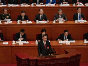 الصين تحدد 5% هدفا للنمو وتتعهد بتعديل نموذجها الاقتصادي