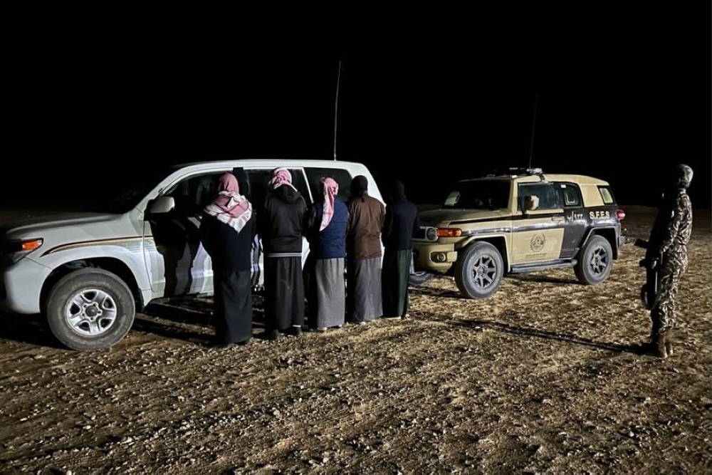 القبض على 5 مخالفين لارتكابهم مخالفة الصيد دون ترخيص بمحمية الملك سلمان الملكية