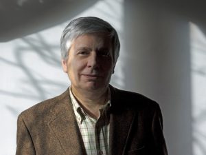 الطمس الثقافي للإشراقات الروحية.. كيف تصبح الترجمة أداة للإبادة؟