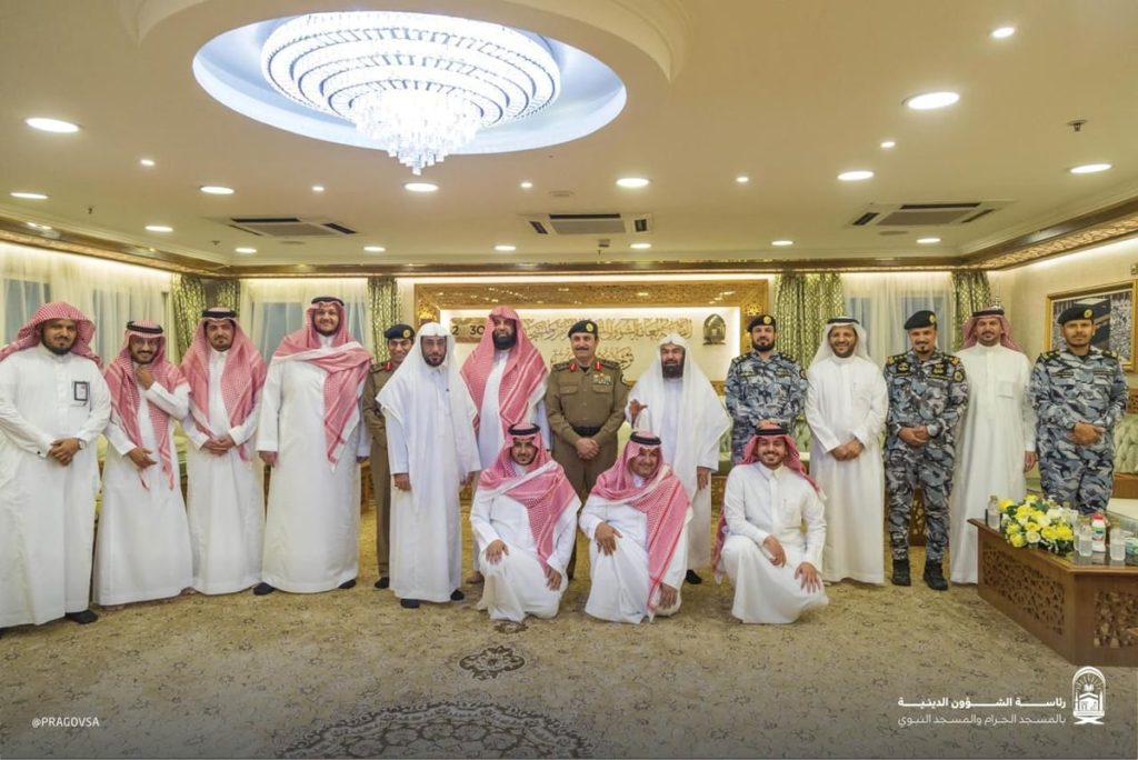 إفطار لتكريم الجهات الأمنية بالمسجد الحرم.. السديس: تكامل الأدوار وراء نجاح خطط شهر رمضان