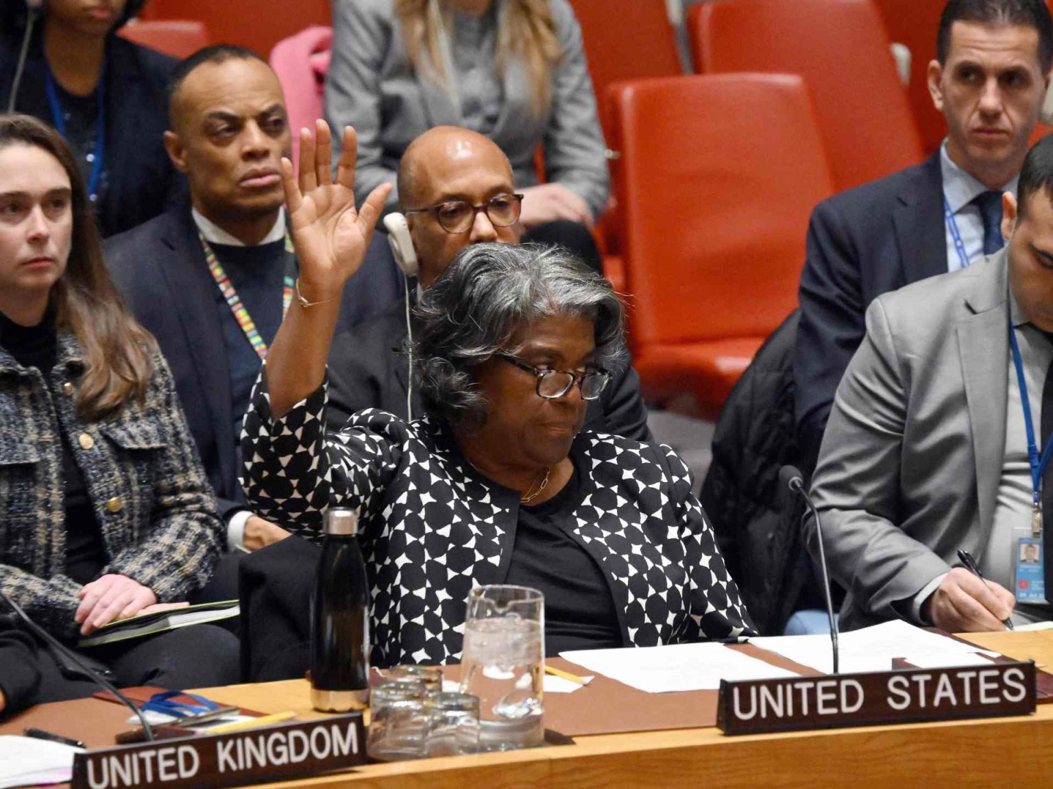 “لأجل عيون إسرائيل”.. الولايات المتحدة تهدم النظام العالمي الذي بنته