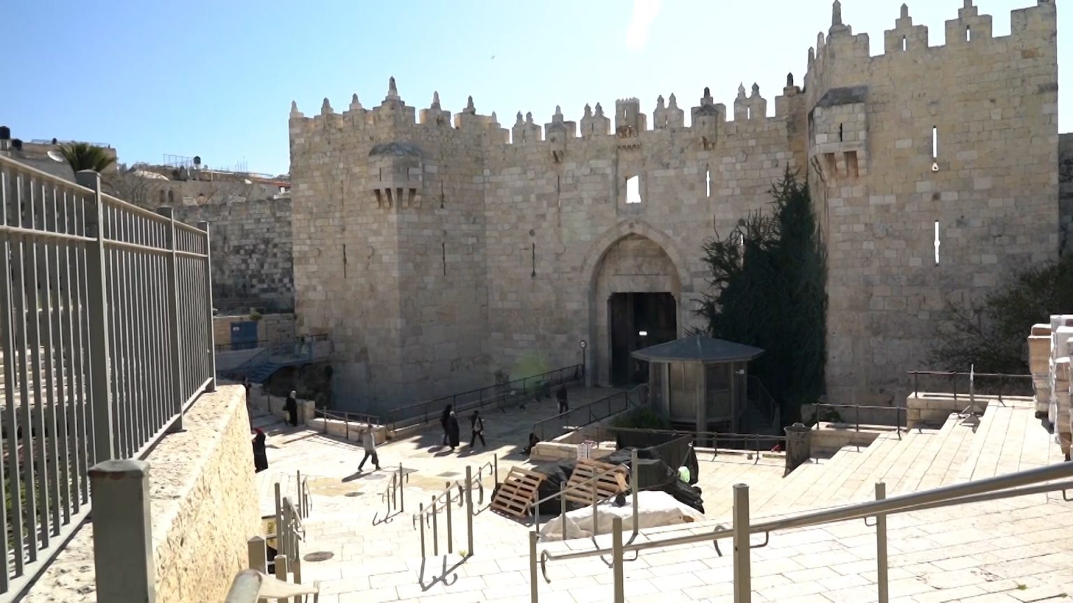 شاهد.. أسواق القدس تعاني الركود بسبب إجراءات الاحتلال