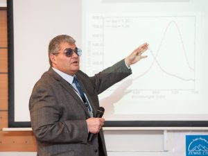 الجزيرة نت” تحاور عالما عربيا واجه التنمّر ليتربع على عرش “الضوئيات