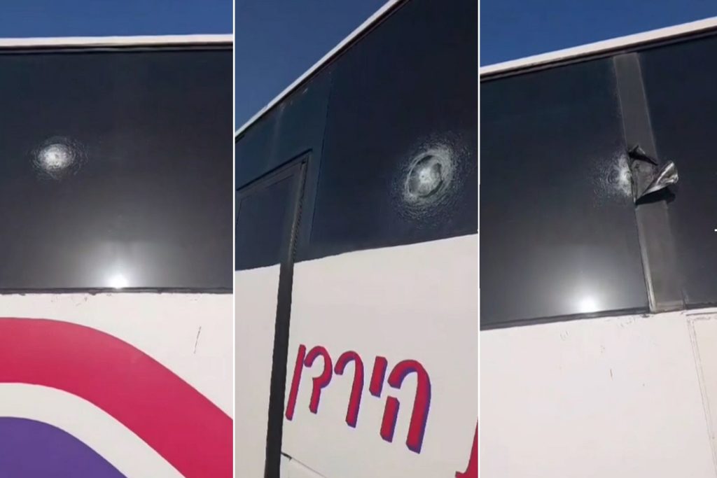 إصابة 3 مستوطنين بإطلاق نار على حافلة بأريحا والاحتلال يغلق المدينة