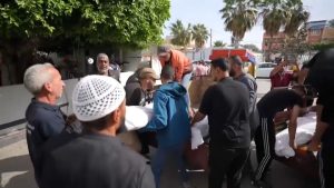 قصف إسرائيلي جوي ومدفعي يؤدي إلى مقتل 9 فلسطينيين في غزة