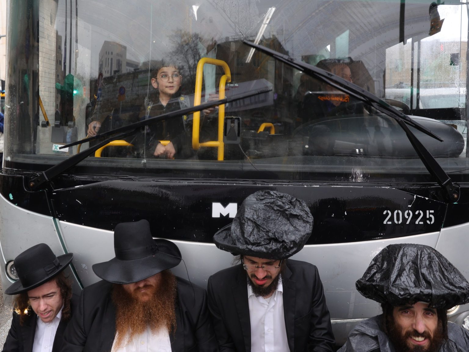 حكومة نتنياهو تطلب تمديدا جديدا لمهلة تجنيد اليهود المتشددين