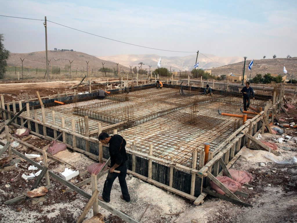 بنك إسرائيل: خسائر قطاع البناء الإسرائيلي ضعف التوقعات