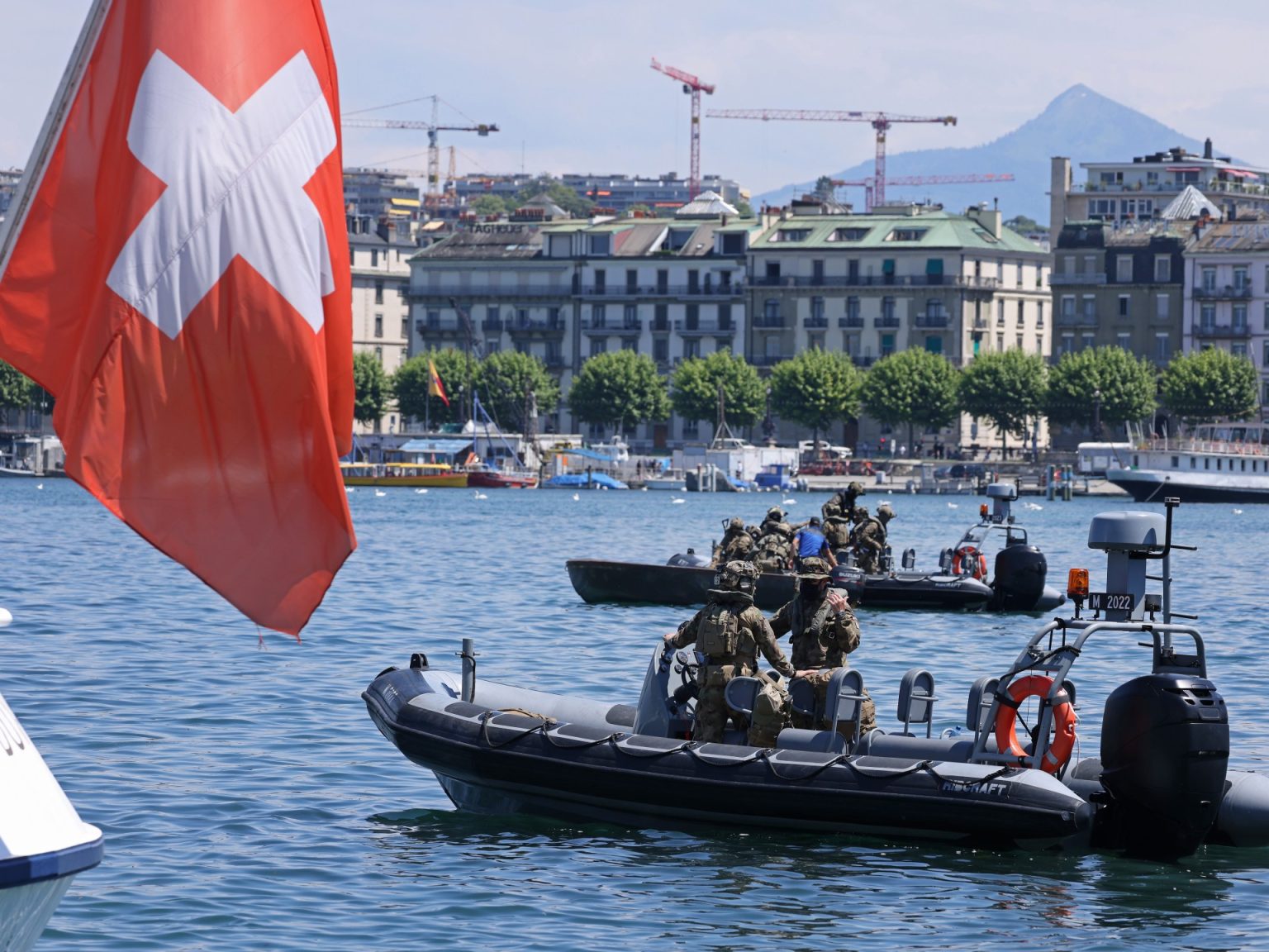 سويسرا المحايدة تنضم إلى الدرع الصاروخي الأوروبي