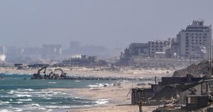 خبراء: خطة بايدن لرصيف غزة تهدد القوات الأميركية