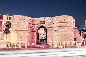 «جدة التاريخية».. 8 أبواب تحمي حاراتها القديمة