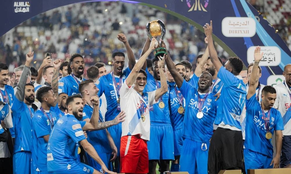 الصحف العالمية تشيد بتحقيق الهلال «كأس الدرعية»