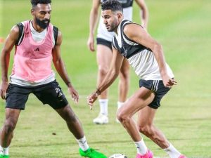 الراقي في اختبار مدرسة الوسطى.. الوحدة والفيحاء يواجهان الحزم والطائي