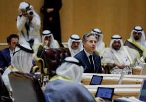 حرب غزة تهيمن على حوارات منتدى الرياض