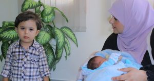 “من خلف الخطوط”.. رواية تشرح ثقافة حماس في تحرير الأسرى!