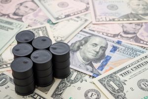 النفط يتراجع على وقع المفاوضات بين المقاومة الفلسطينية وإسرائيل