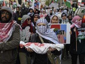 الشعور بتهديد الهوية.. كيف يحافظ مسلمو أميركا على قيم أطفالهم؟