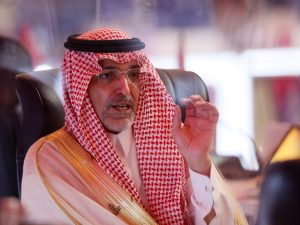 وزير: السعودية ستعدل مشروعات رؤية 2030 وفق الحاجة