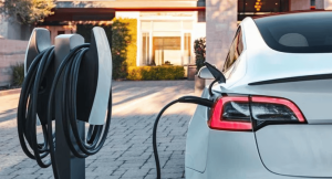 المملكة ترفع وارداتها من السيارات الكهربائية 271% في 2023