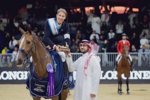 تتويج أبطال افتتاح كأس العالم لقفز الحواجز والترويض