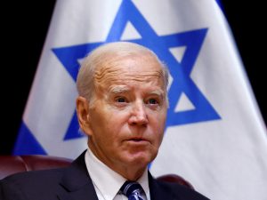 كاتب إسرائيلي: بايدن لديه خطة تحدث انقلابا لكن المشكلة اسمها نتنياهو
