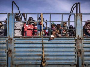 5 ملايين شخص على شفا المجاعة بعد عام من الحرب بالسودان