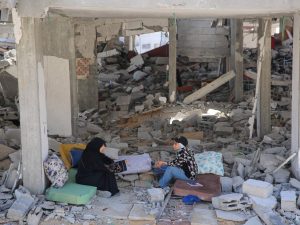 الصحة العالمية: أكبر مستشفيات غزة فارغ سوى من المقابر البشرية