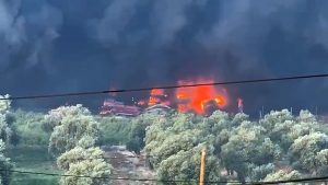 شهيد ثالث بالضفة والمستوطنون يحرقون منازل ومركبات بقرية المغير