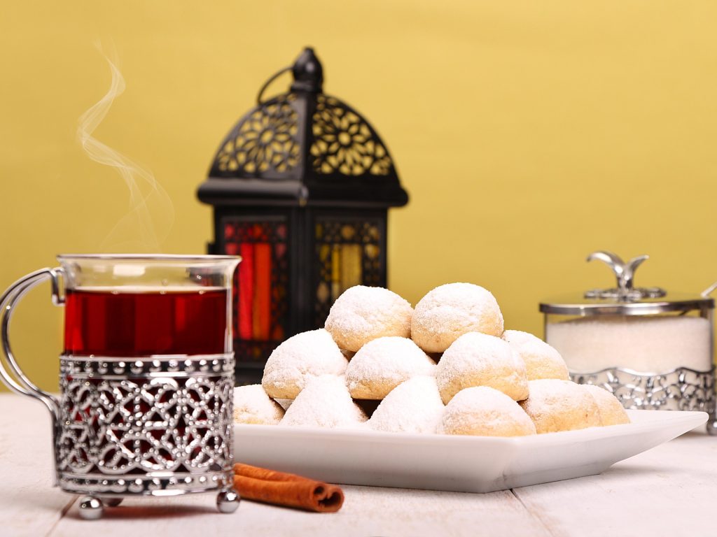 14 دولة عربية تعلن الأربعاء أول أيام عيد الفطر