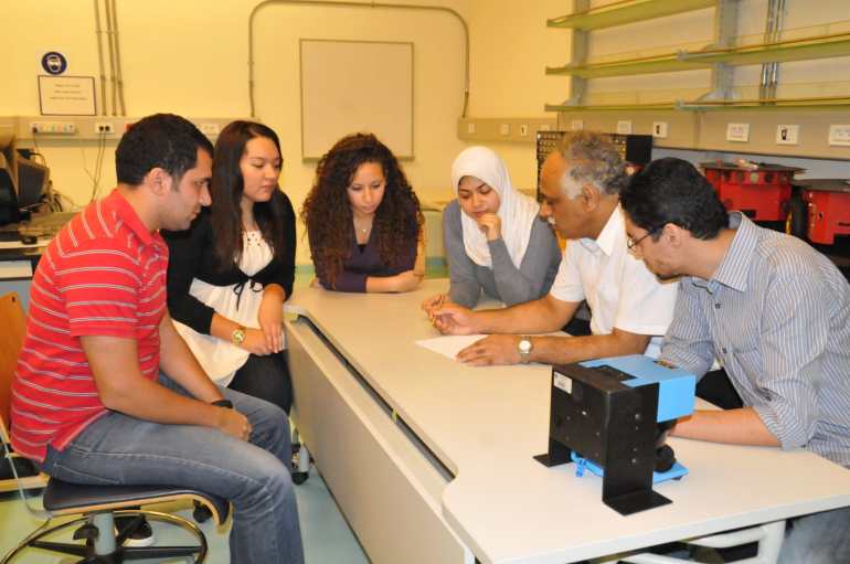 مكي حبيب: الواجب الذي لا يدرك كله في بغداد يمكن تعويض بعضه في القاهرة.