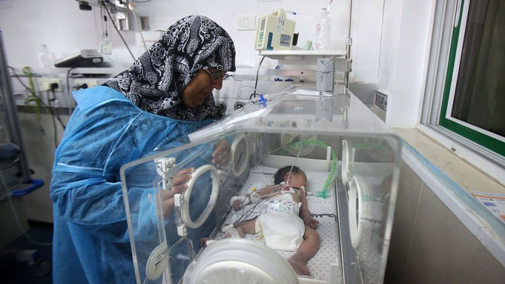 كيف دمرت إسرائيل نظاما صحيا رعته حماس؟