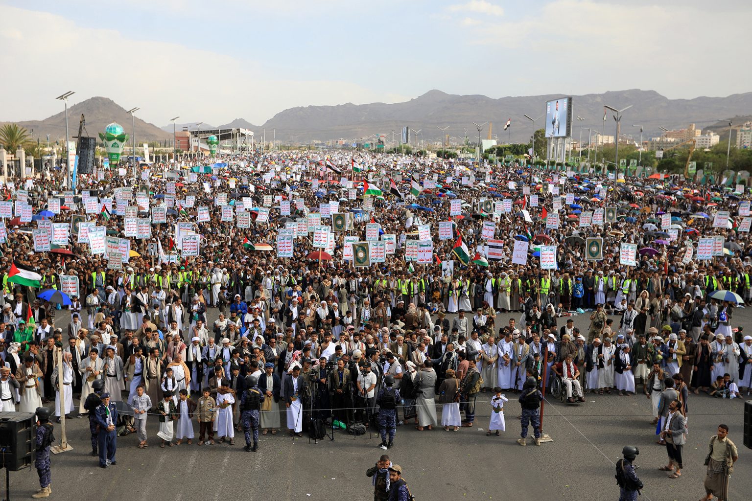 مظاهرات بدول عربية تنديدا باستمرار العدوان الإسرائيلي على غزة