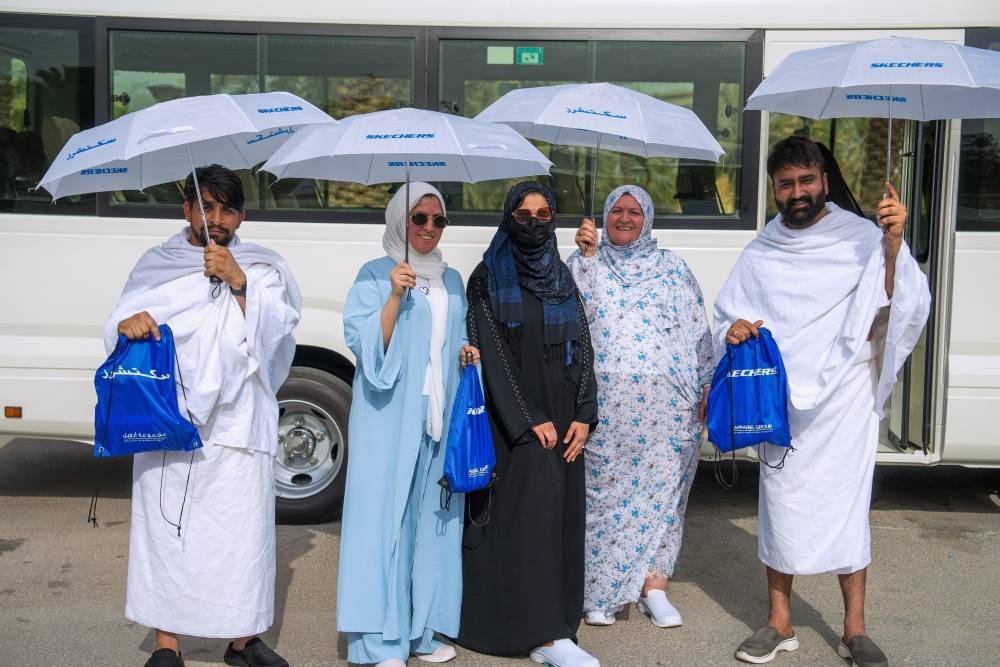 علامة سكتشرز التابعة لمجموعة أباريل تعلن رعاية حصرية لإيفاد 10 حجاج لأداء مناسك الحج