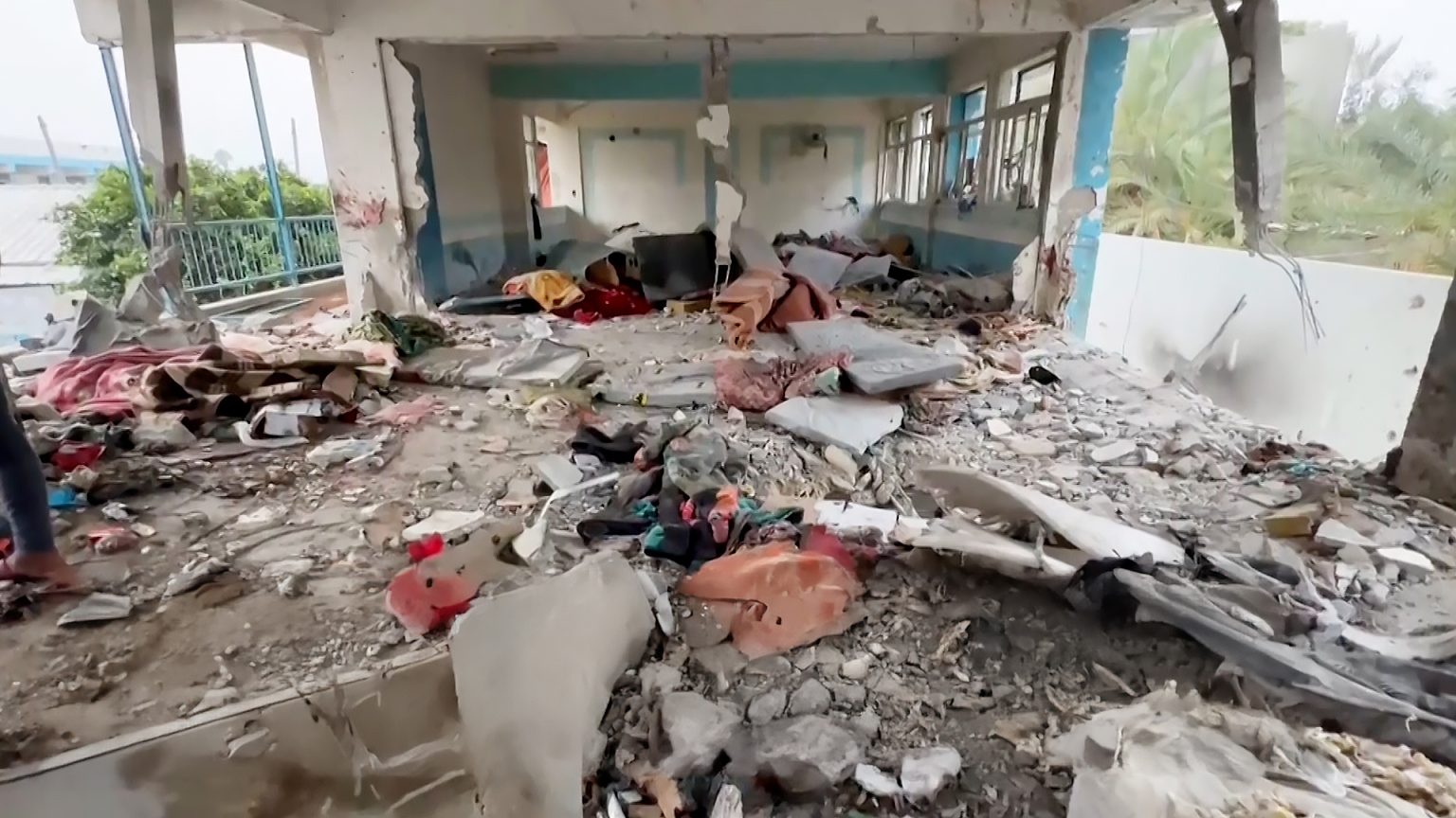 مصادر تفنّد للجزيرة الرواية الإسرائيلية لتبرير مجزرة النصيرات