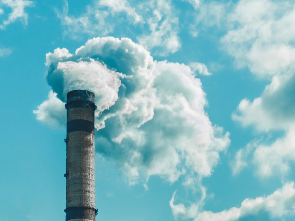 تقنيات احتجاز الكربون.. هدف مناخي أم ترخيص للتلوث؟