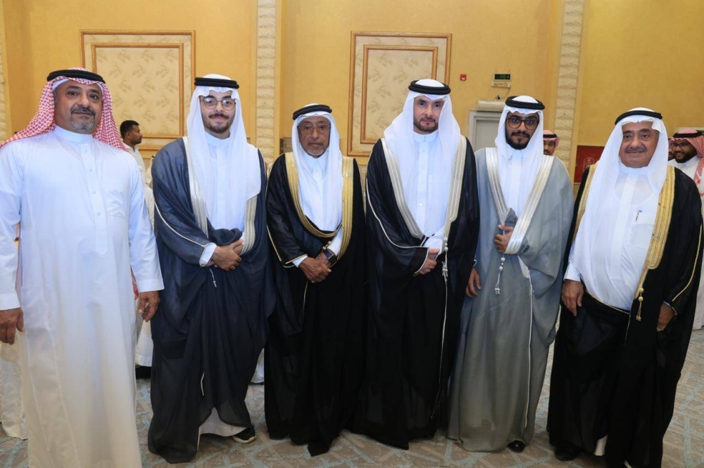 بن زقر والقطان يحتفلان بعقد قران سالم