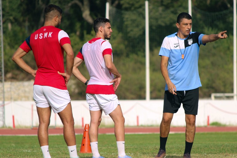 حاتم الميساوي المدرب التونسي لنادي اتحاد خنشلة الجزائري