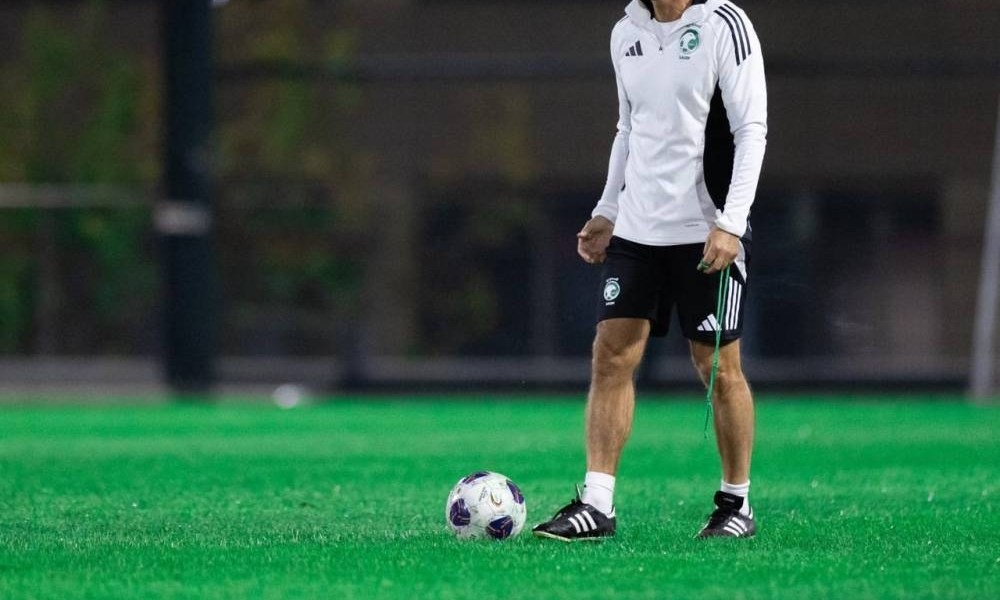 مانشيني يحدد تشكيلة الأخضر من «داليان»