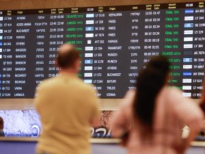 شركات طيران تعلق رحلاتها للمنطقة مع تصاعد التوتر