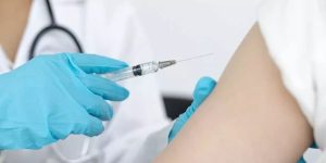 "الصحة" توضح كيفية طلب الحصول على لقاح الإنفلونزا الموسمية بالمنزل