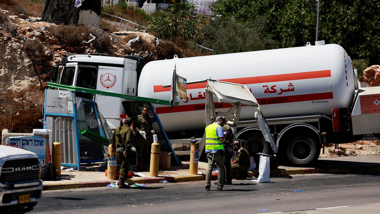 غضب في المنصات بعد تهديد نائب إسرائيلي لمنفذ عملية الدهس بالضفة