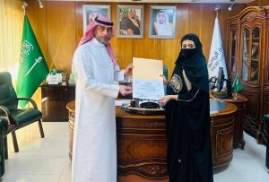 وزارة الرياضة تكرّم الإعلامية أمل حمدان