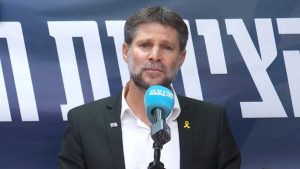 سموتريتش يبكي قتلى حزبه بغزة ولبنان وإسرائيليون يعتبرونها “دموع تماسيح”
